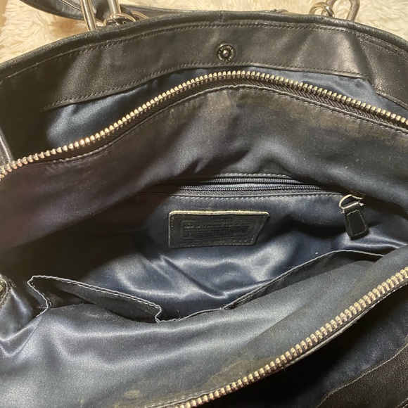 COACH purse - Picture 2 of 2